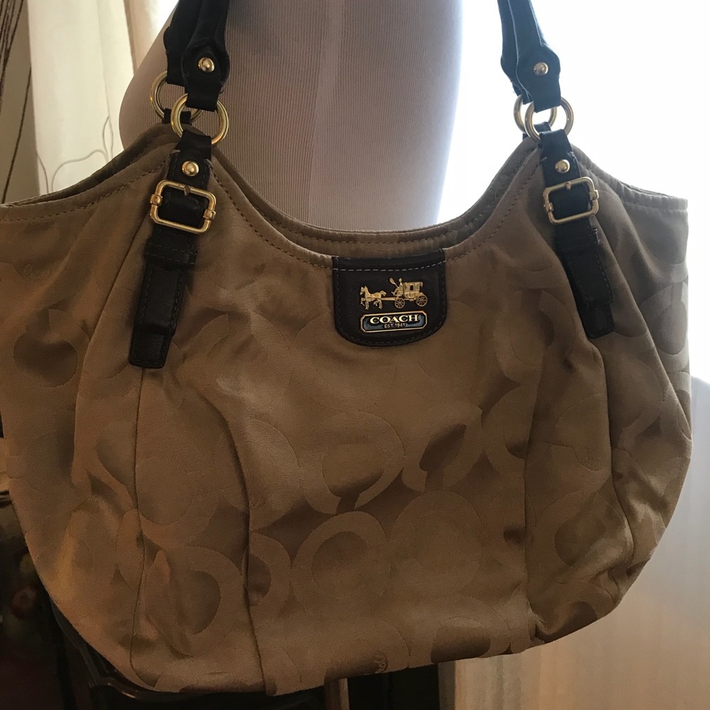 Coach shoulder bag